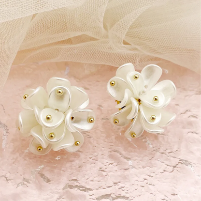 Petunia earrings