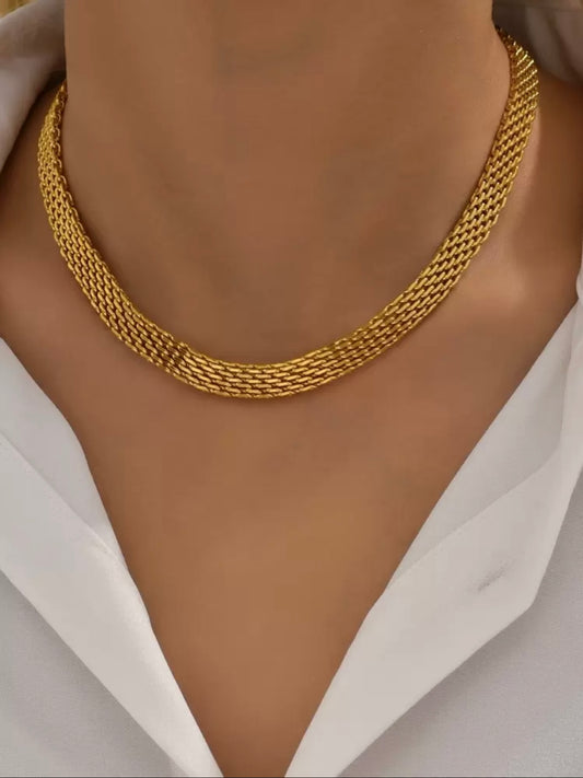 Oro Necklace