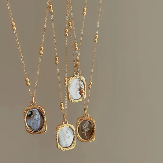 BLOOM NECKLACE