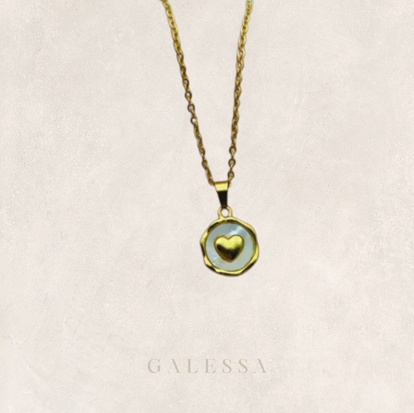 AMOR NECKLACE