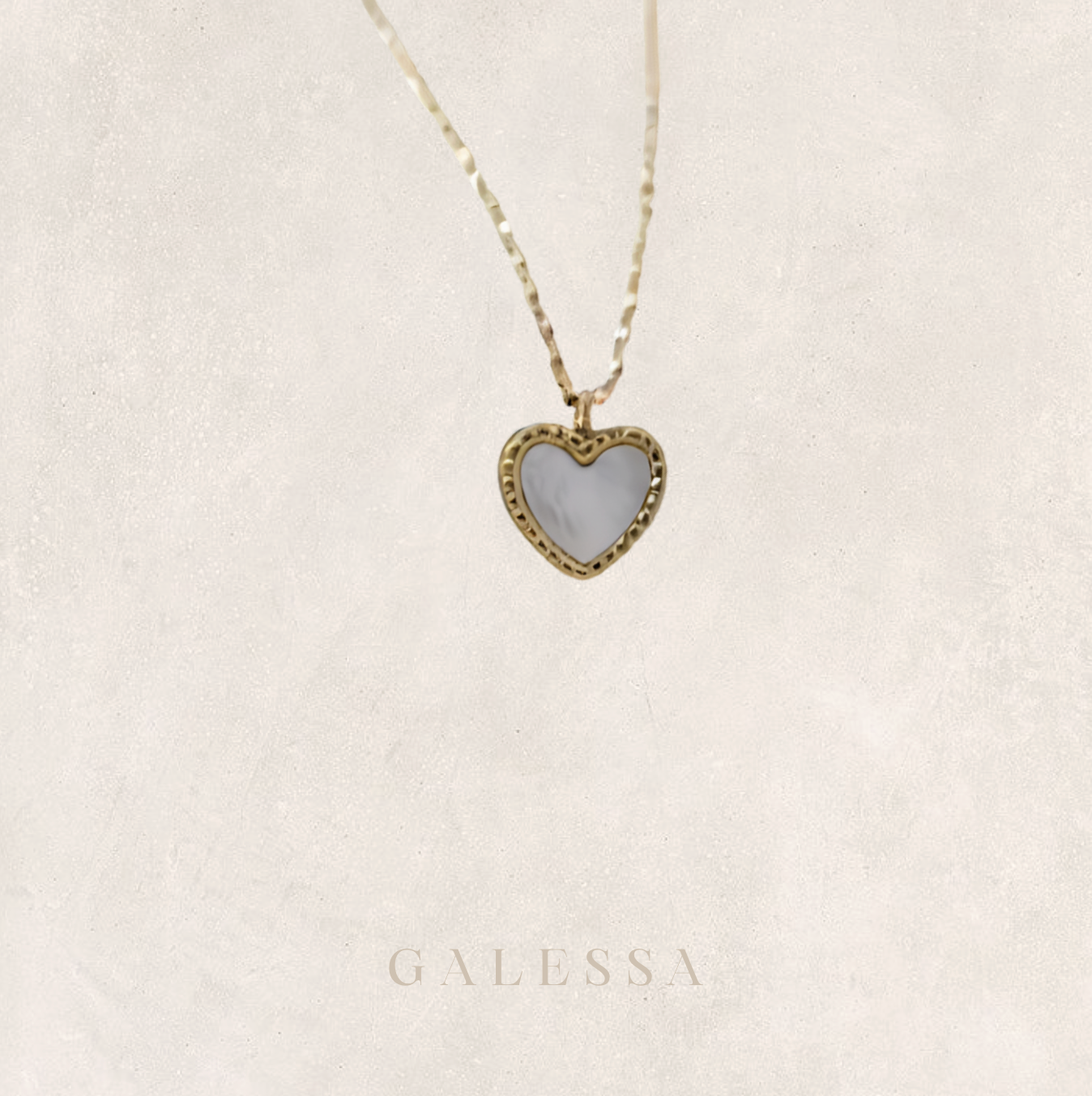 GOLD LOVE NECKLACE