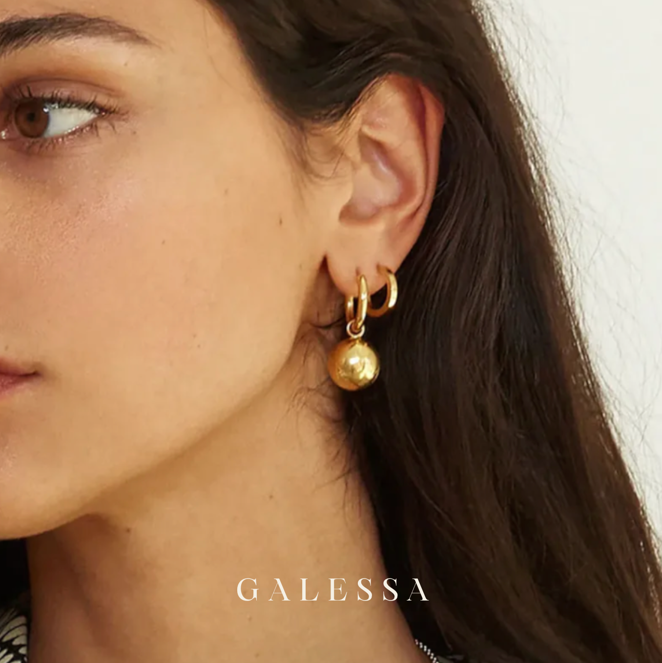 Gold Pearl Earrings