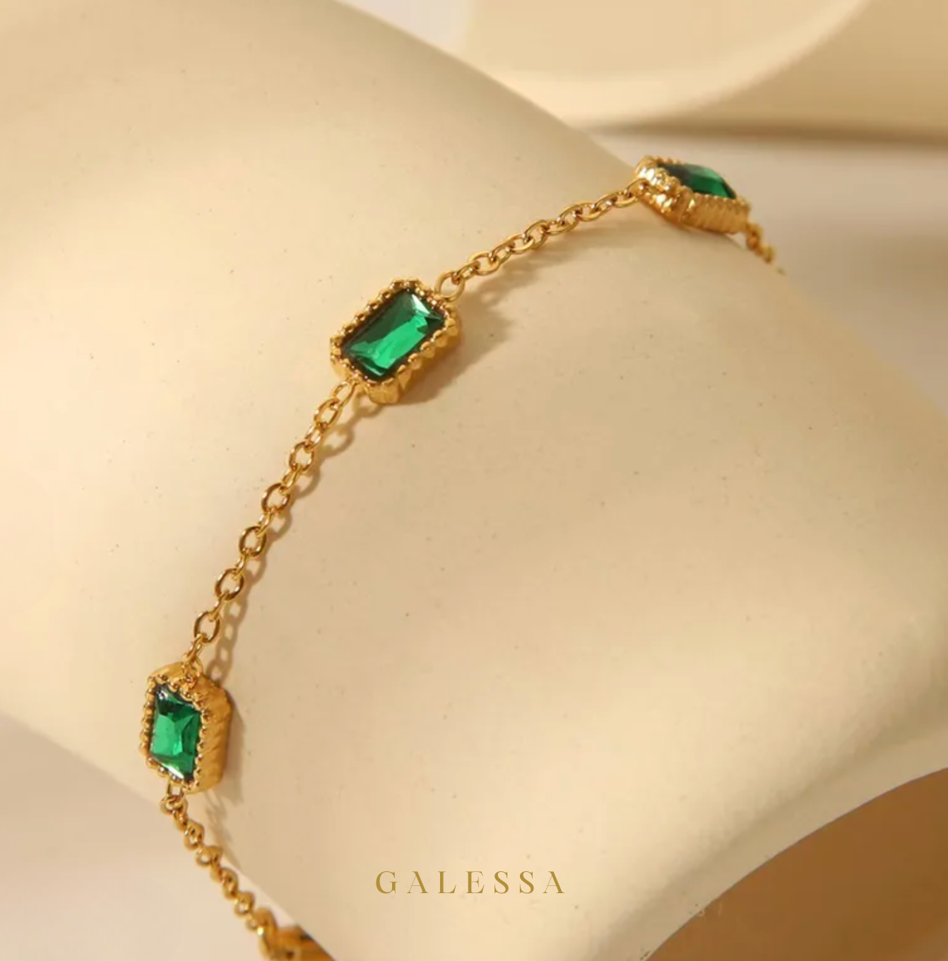 EMERALD BRACELET