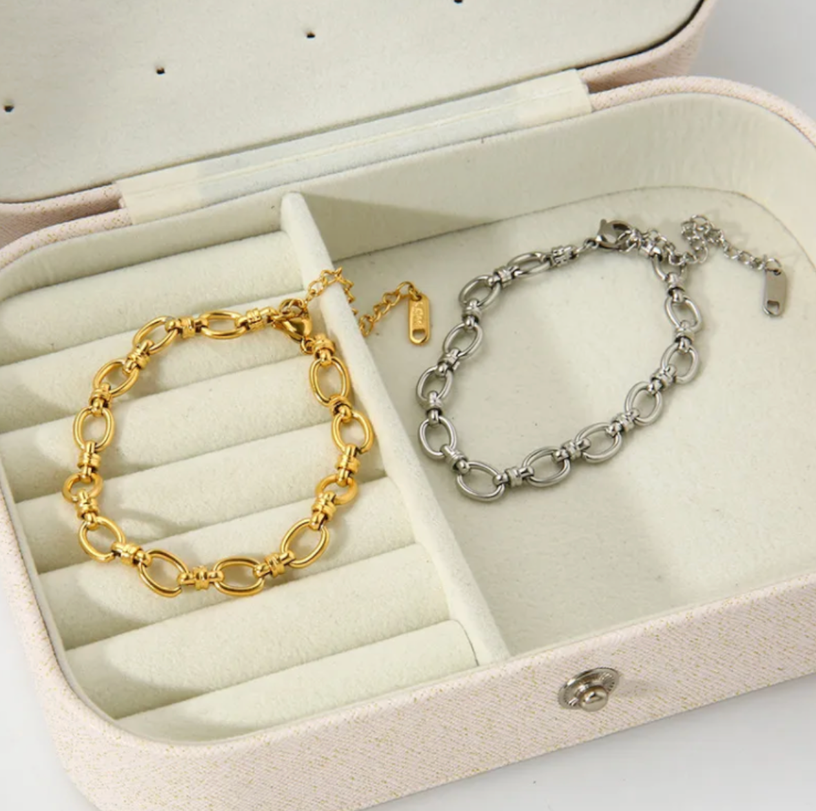 SOPHIE BRACELET