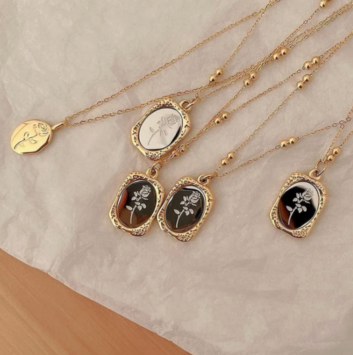 BLOOM NECKLACE